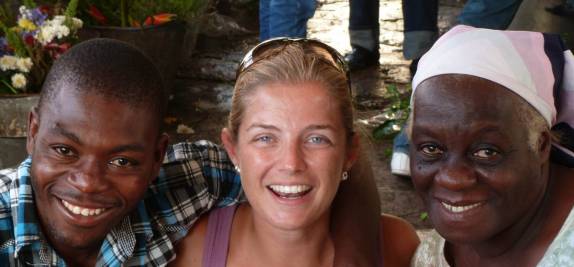 Socializando em floricultura em Pétion-Ville, bairro mais chique da capital Port-au-Prince, no Haiti